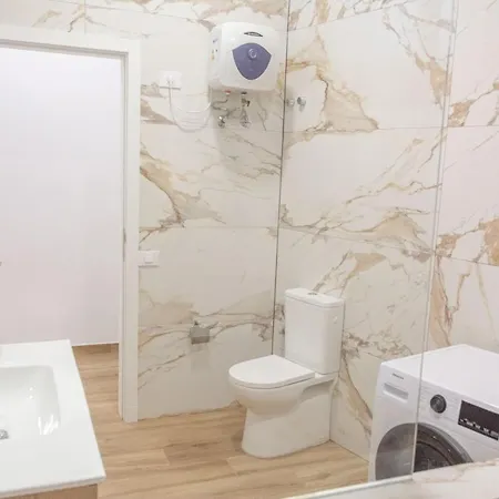 Piso En Διαμέρισμα